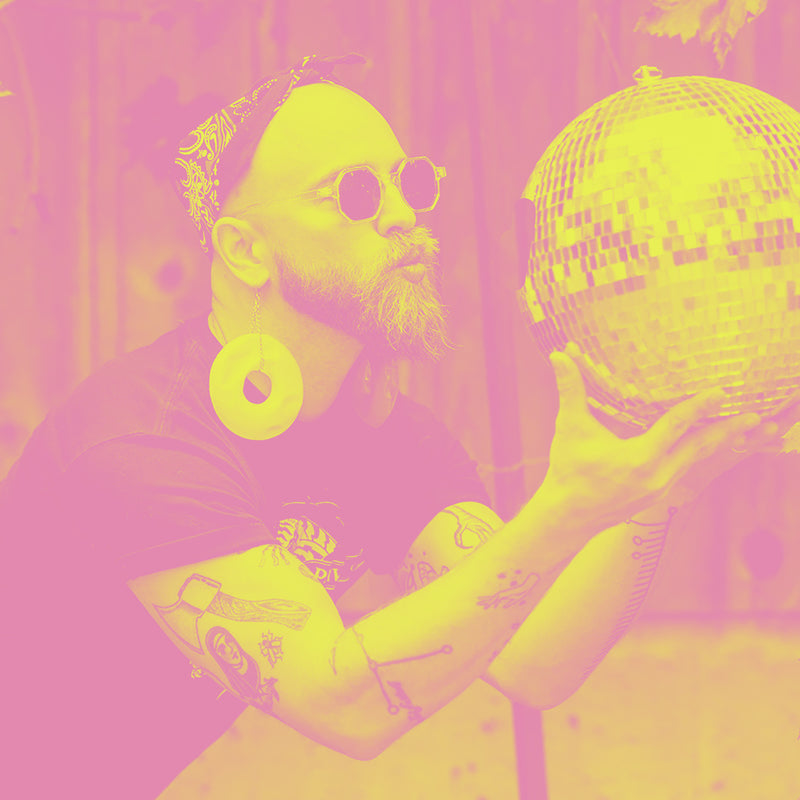 Post Familiar Natural Wine “There is no reason the story of wine and cider in Oregon shouldn’t be told together” - Luke Allen Wylde